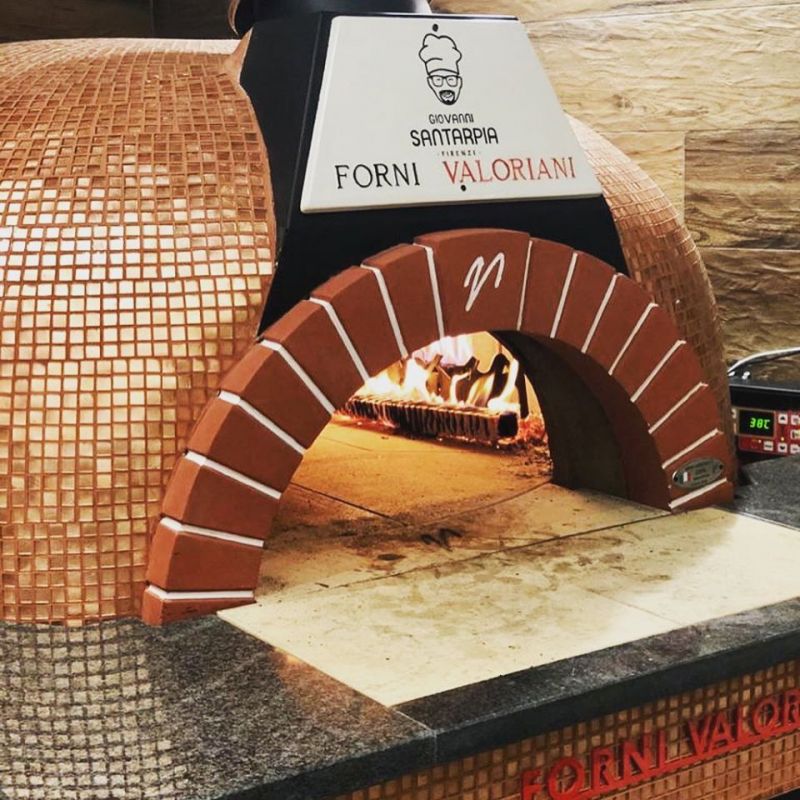 картинка Печь для пиццы дровяная Valoriani Vesuvio 140x160 IGLOO